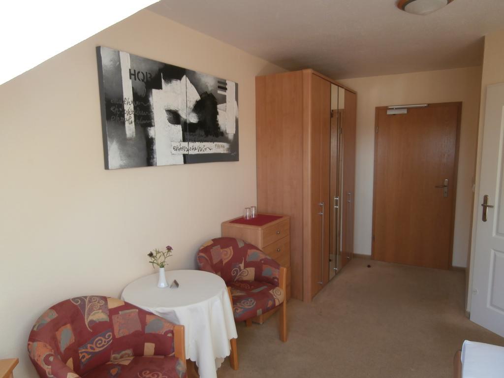 Hotel Hasselbarth Burg auf Fehmarn Room photo